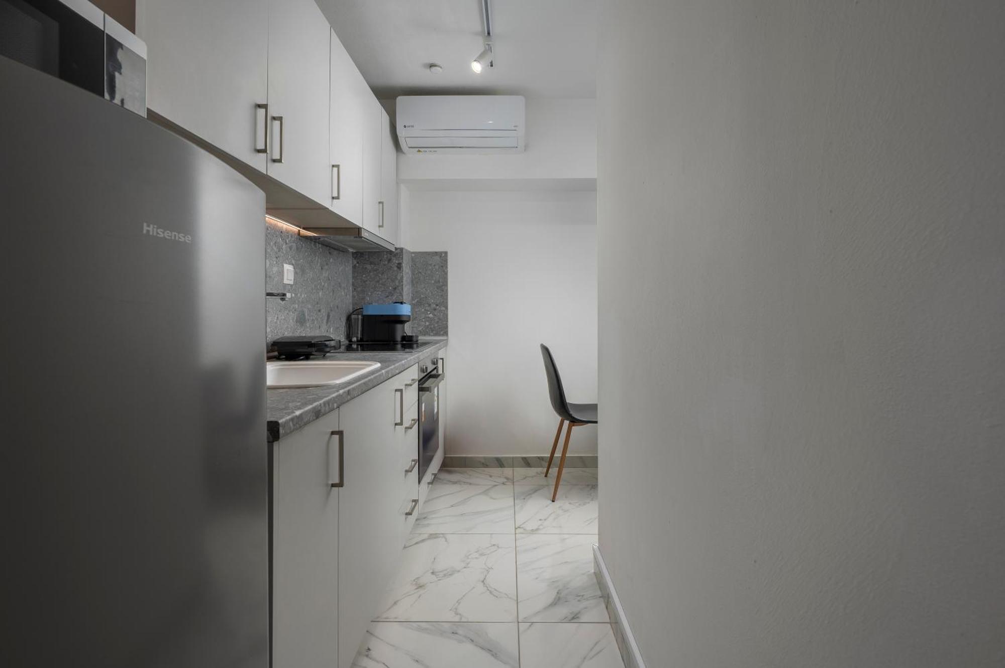 Premium Jacuzzi Suite At The City Center, By Aqua Platinum Thessaloniki Exterior photo